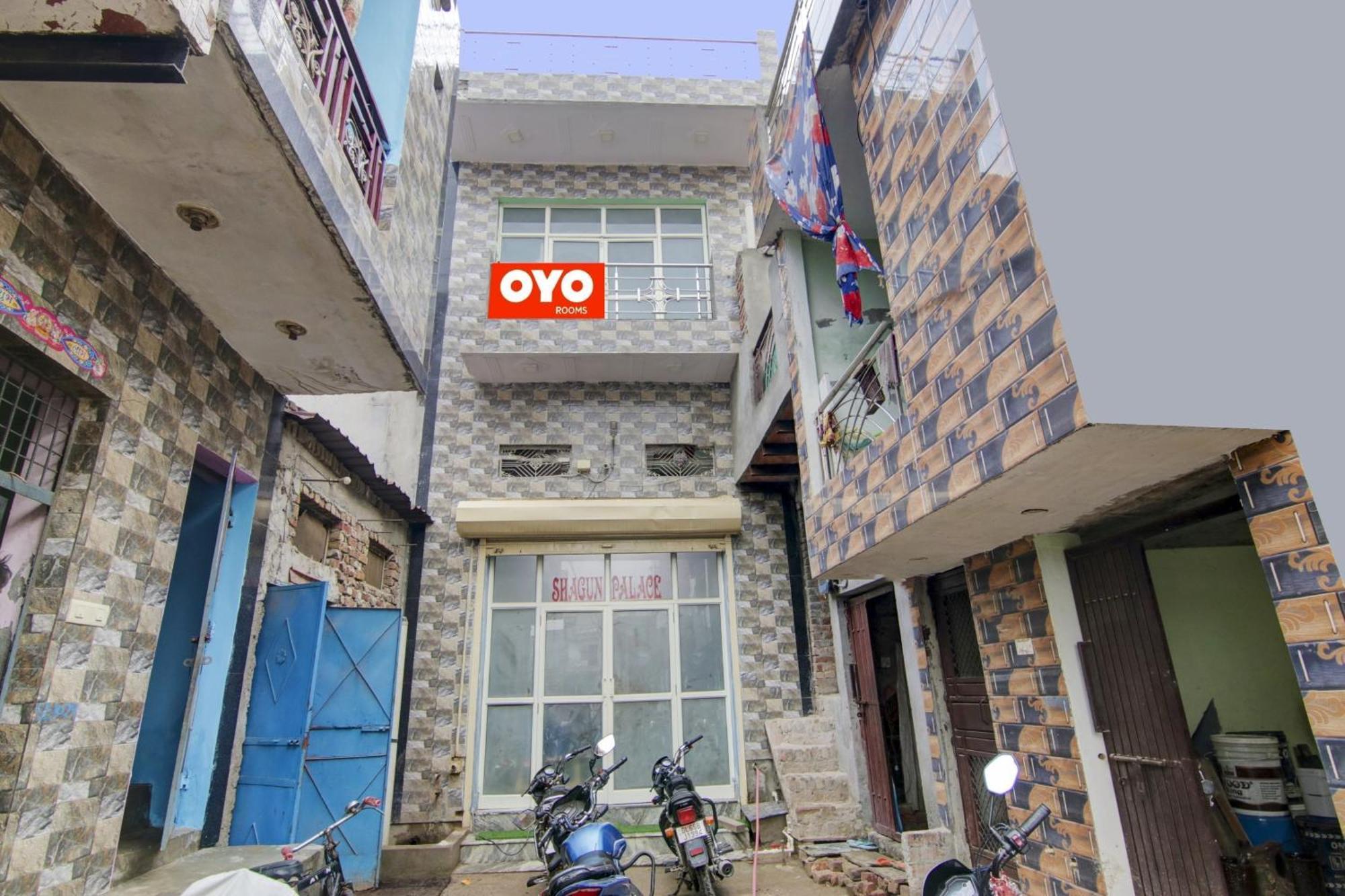 Hotel O S Palace Near Samaypur Badli Metro Station Delhi  Exterior photo